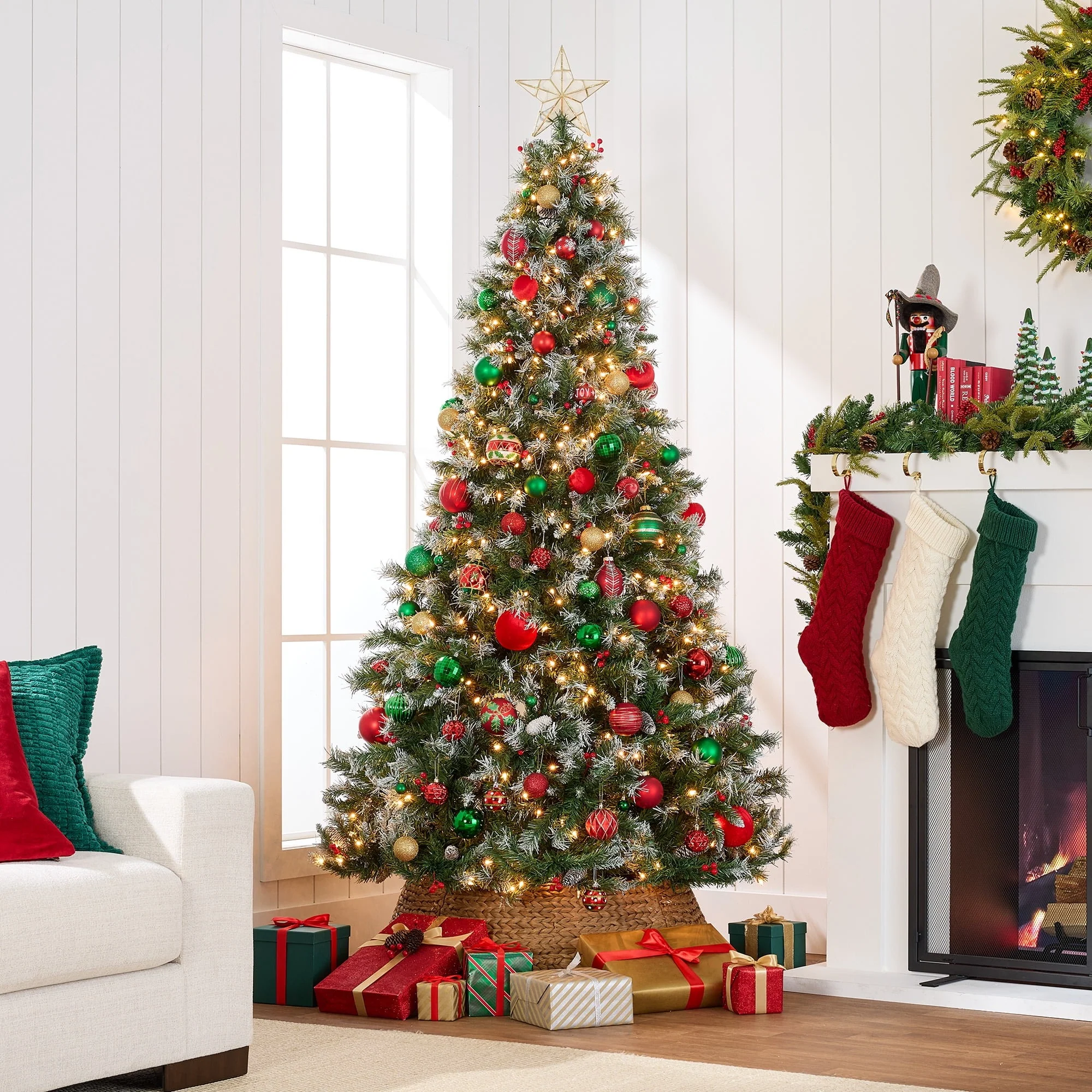 Best Choice Products SKY5880 6ft Pre-Lit Pre-Decorated Holiday Christmas Tree w/ 818 Flocked Tips, 250 Lights, Base - Image 2