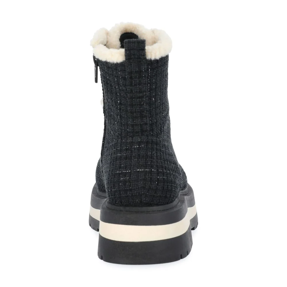 Free Assembly Women's Lace-Up Faux Shearling Plaid Booties, Medium Width, Almond Toe, Platform Sole, Thermoplastic Rubber Outsole - Image 4