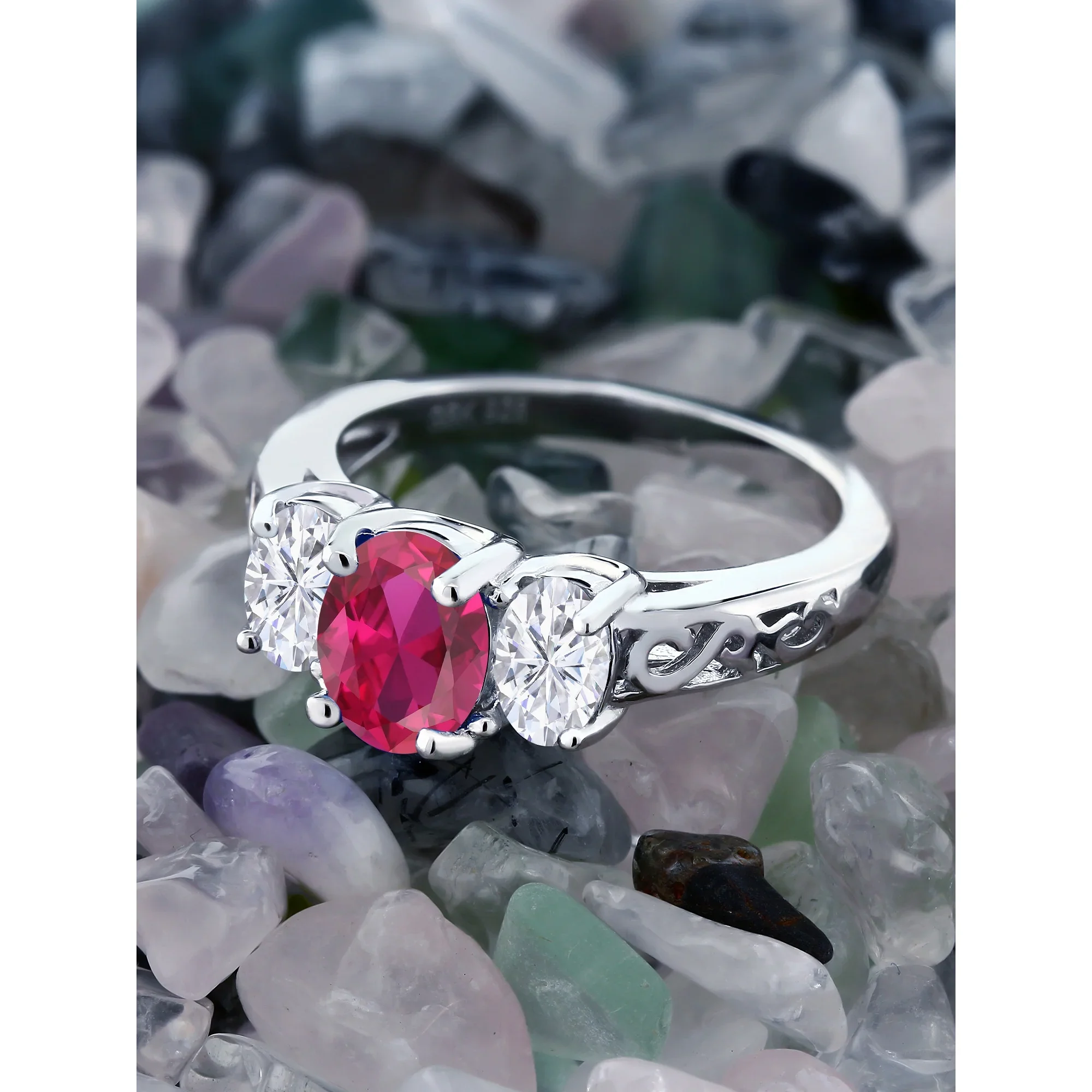 Gem Stone King Filigree Style Women's Moissaniteone Ring, 925 Sterling Silver, Red Created Ruby & White, Size 9 - Image 4