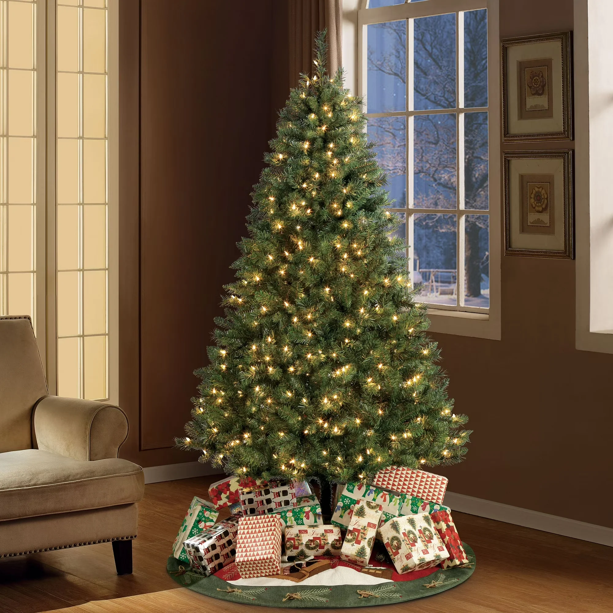 Holiday Time 6.5ft Pre-Lit Arlington Artificial Christmas Tree with LED Lights - Image 3