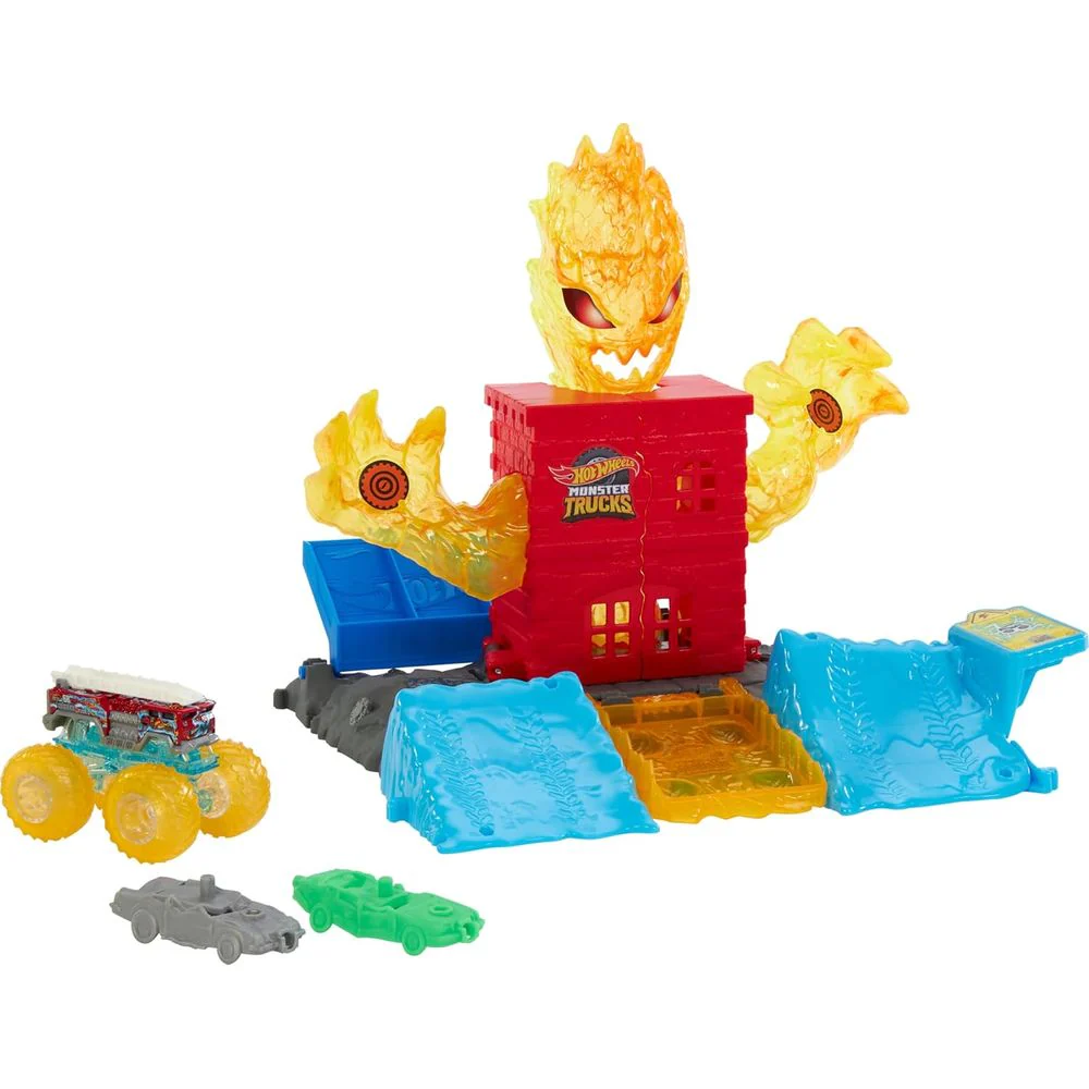 Hot Wheels HTP39 Monster Trucks Toy Playset, 1:64 Scale 5-Alarm Firetruck Battles The Fire Monster for a Funny Reveal, 2 Crushed Cars, Power Smashers