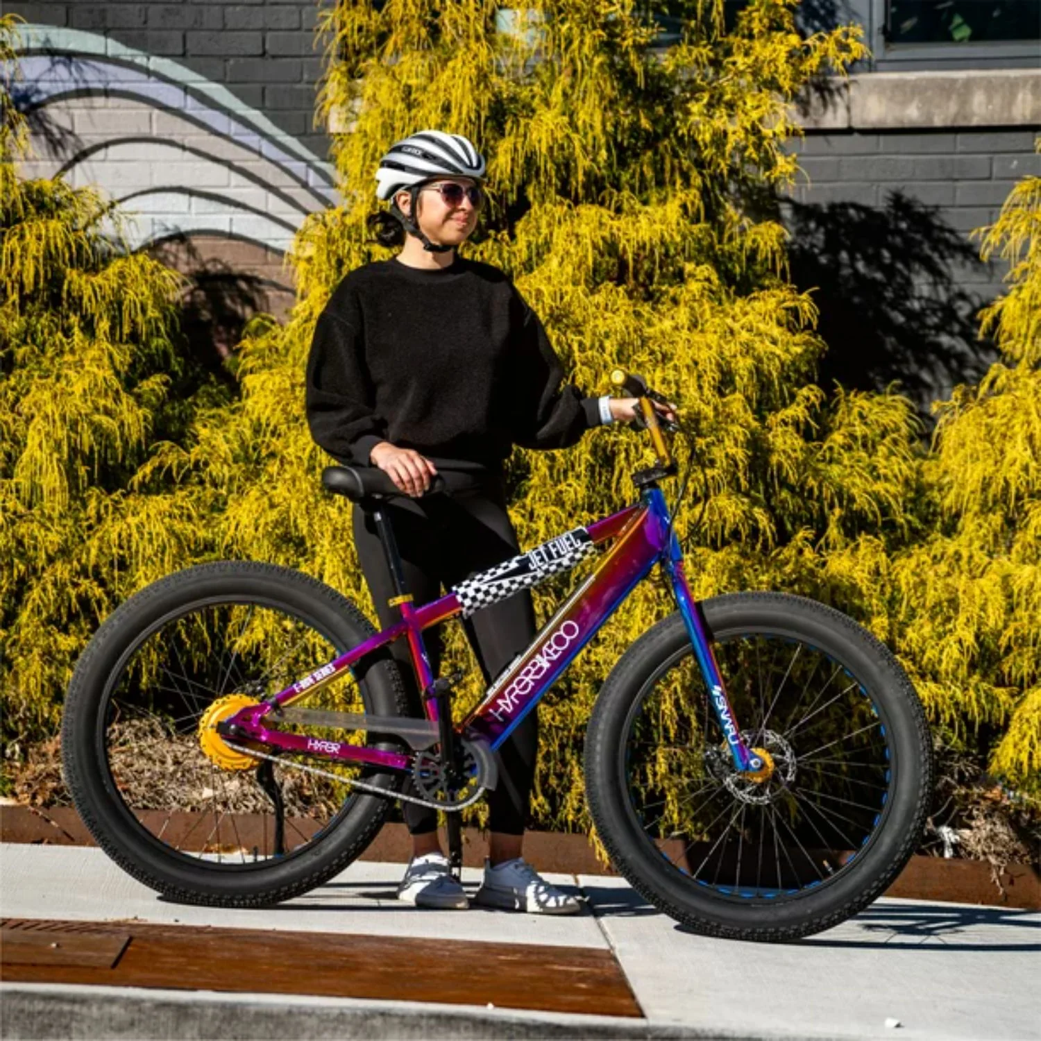 Hyper Bicycles HYP-E26-1501 Jet Fuel BMX Ebike 26in 36v - Image 8