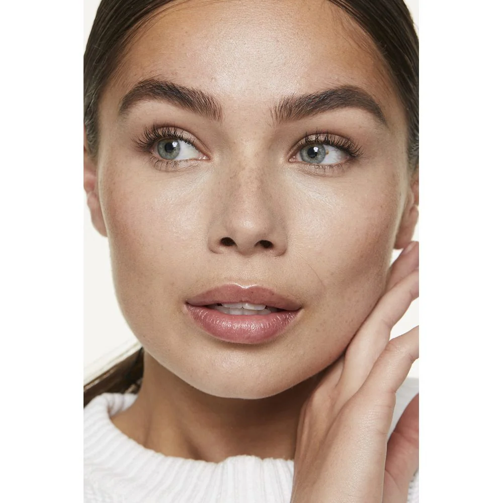 Makeup Revolution Ultra Sculpt & Contour Kit Blush Bronzer Highlighter Trio Ultra Fair C01 - Image 6