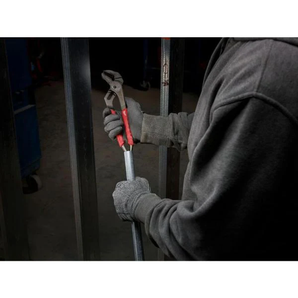 Milwaukee 48-22-6312 Gen Ii 12" Straight Jaw Pliers - Image 7
