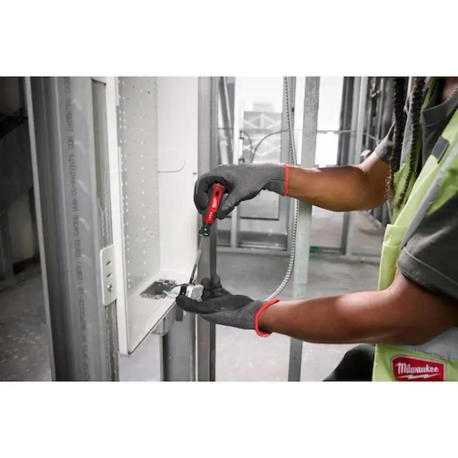 Milwaukee MT215 ECX #1 4" Cushion Grip Screwdriver - Image 3