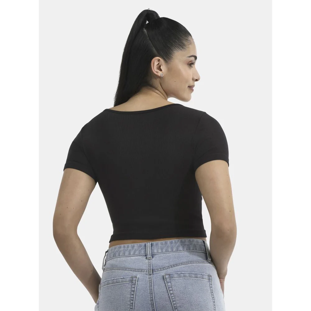 No Boundaries Women's Seamless Scoop Henley Tee, Slim Fit, Black Soot, Short Sleeve, Cropped Hem - Image 3