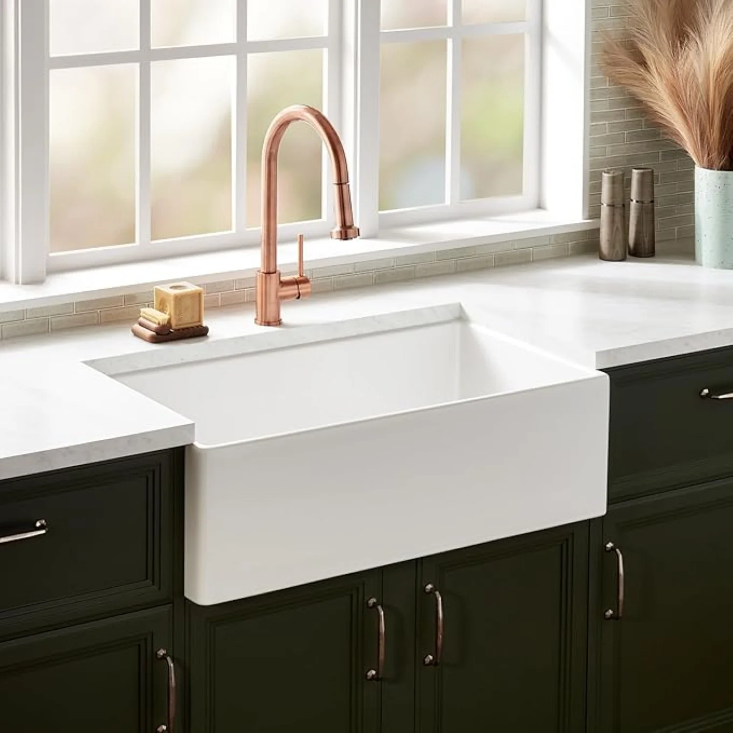 Signature Hardware AE123 36X18 1B FIRECLAY APRN KITC SINK White - Image 2