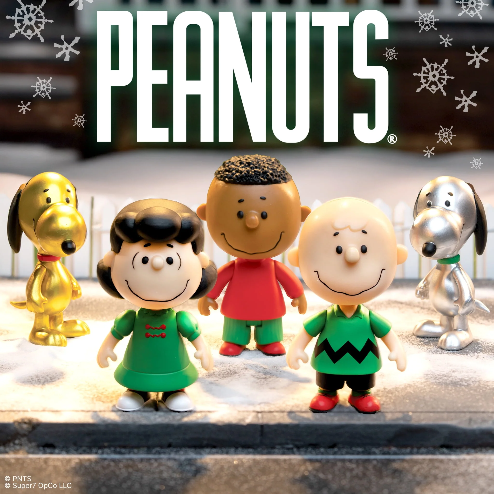 Super7 Peanuts Reaction Blind Box Holiday 12-Piece Flat Set Multicolor Action Figures - Image 3