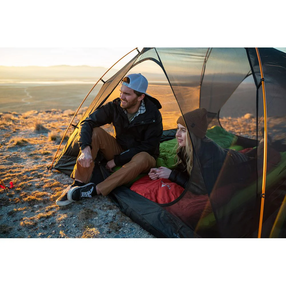 TETON Sports LEEF 0F Lightweight Oversized Mummy Sleeping Bag, Fire & Slate, Short, Compression Sack Included, 2204LSFRSL - Image 5