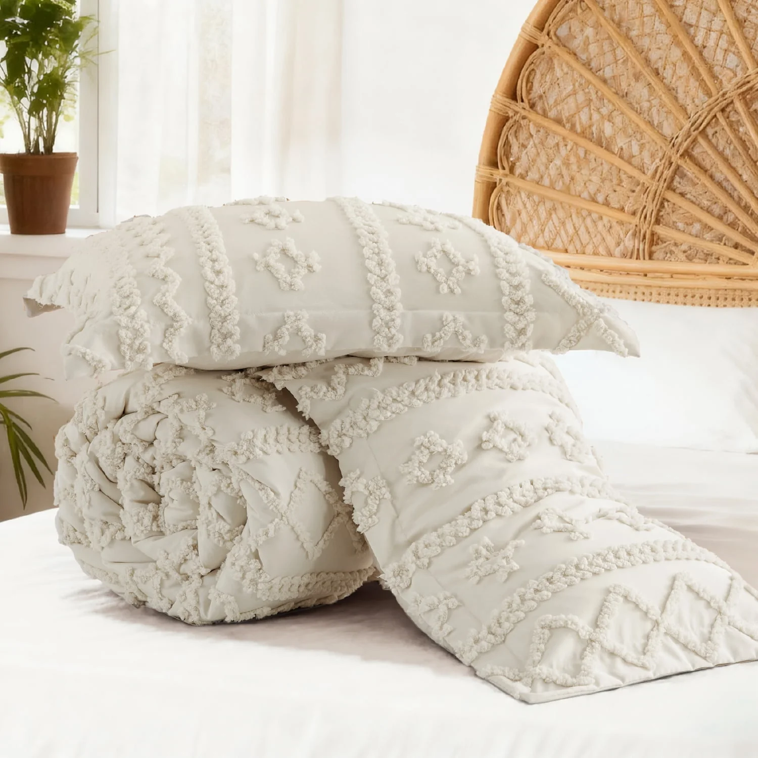 U by Bedsure Tufted Boho Comforter Set Queen, Beige - Image 4